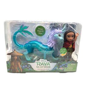 Disney's Princess Raya and the Last Dragon Petite Raya & Sisu Gift Set Adventure